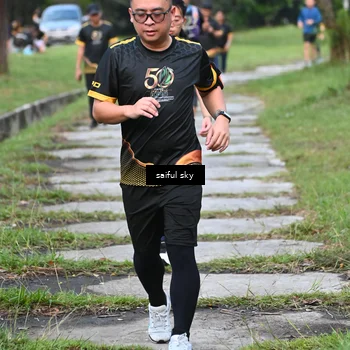 Runner Photo 7135102