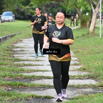 Runner Photo 7135304