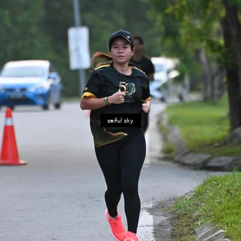Runner Photo 7135354