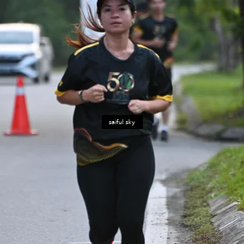 Runner Photo 7135368