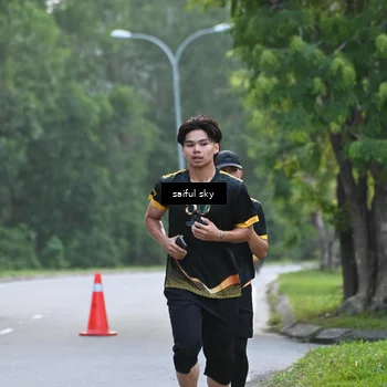 Runner Photo 7135375