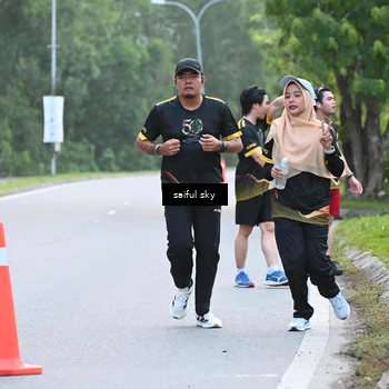 Runner Photo 7135407