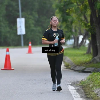 Runner Photo 7135423