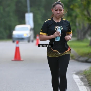 Runner Photo 7135438