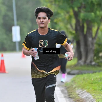 Runner Photo 7135562