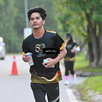 Runner Photo 7135565