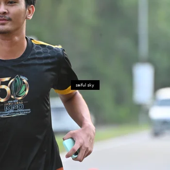 Runner Photo 7135572
