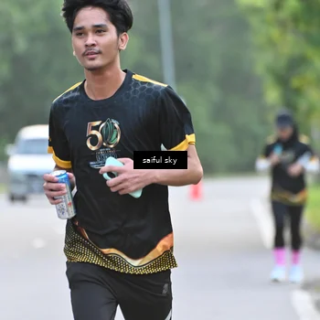 Runner Photo 7135575