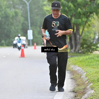 Runner Photo 7135670