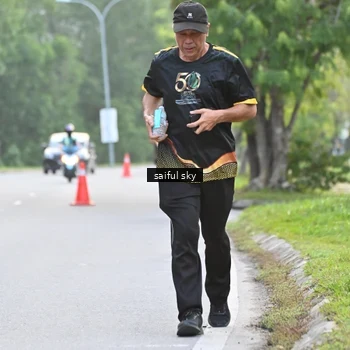 Runner Photo 7135671