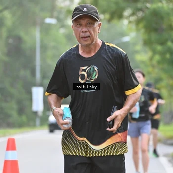 Runner Photo 7135686
