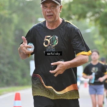 Runner Photo 7135688