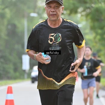 Runner Photo 7135689