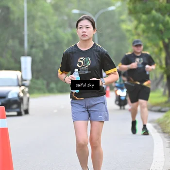 Runner Photo 7135695