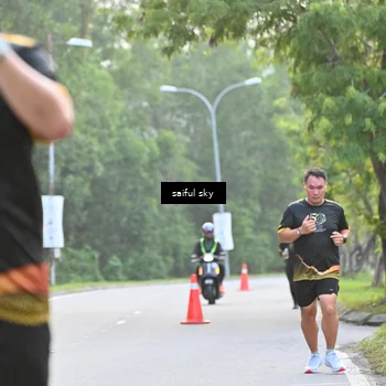 Runner Photo 7135713