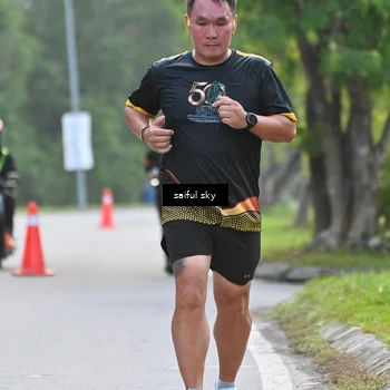 Runner Photo 7135719