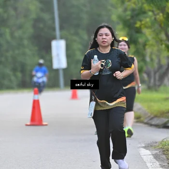 Runner Photo 7135768