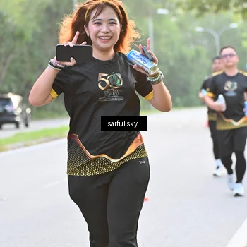Runner Photo 7136004