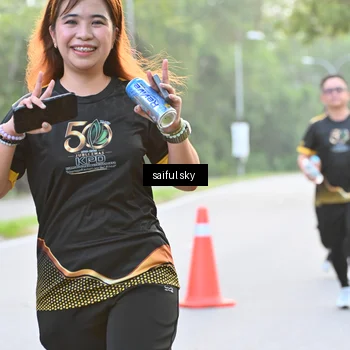 Runner Photo 7136006