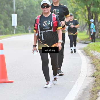 Runner Photo 7136033