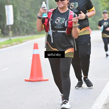 Runner Photo 7136043