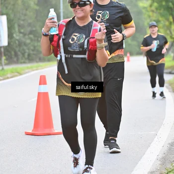Runner Photo 7136045