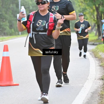 Runner Photo 7136046