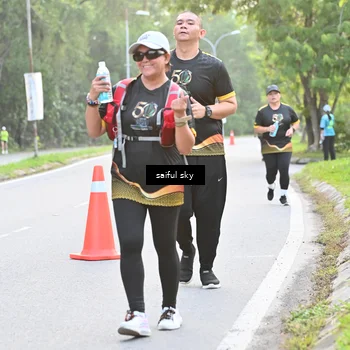 Runner Photo 7136049