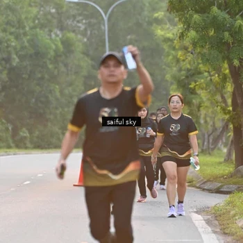 Runner Photo 7136092
