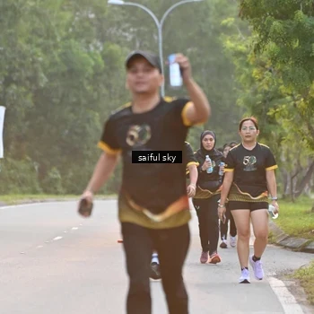 Runner Photo 7136093