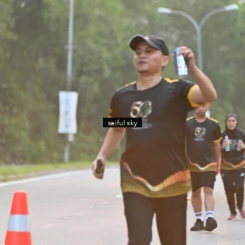 Runner Photo 7136097