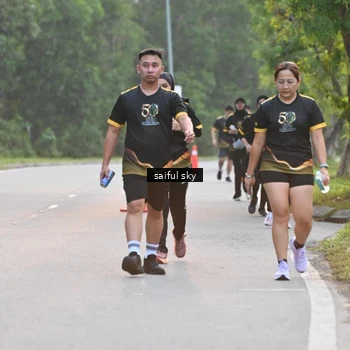 Runner Photo 7136104