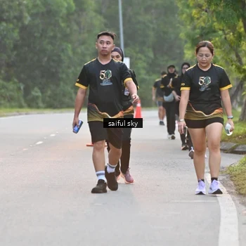 Runner Photo 7136107