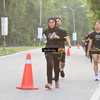 Runner Photo 7136112