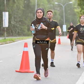 Runner Photo 7136116