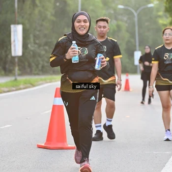 Runner Photo 7136118
