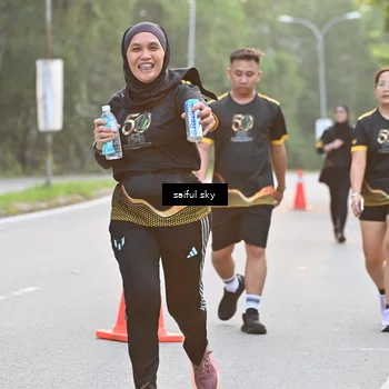 Runner Photo 7136124