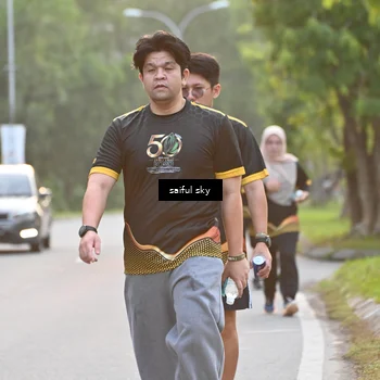 Runner Photo 7136159