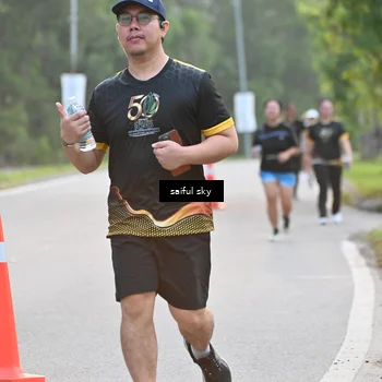 Runner Photo 7136198