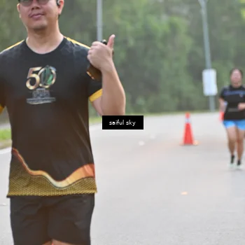 Runner Photo 7136203