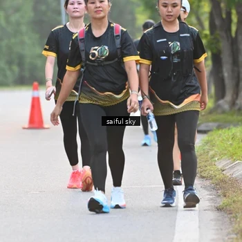 Runner Photo 7136282