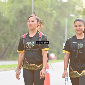Runner Photo 7136291