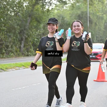 Runner Photo 7136363
