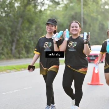 Runner Photo 7136375