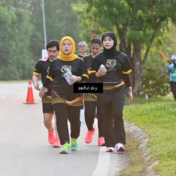 Runner Photo 7136416