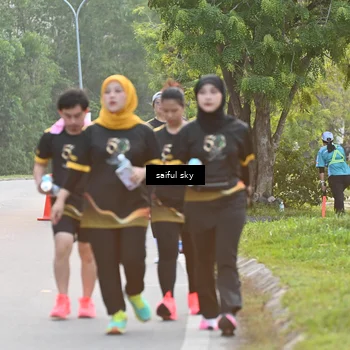 Runner Photo 7136418