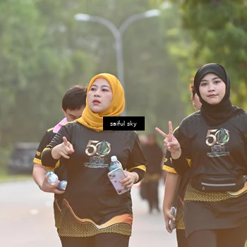 Runner Photo 7136423