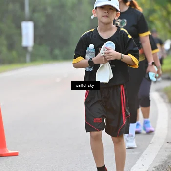 Runner Photo 7136435