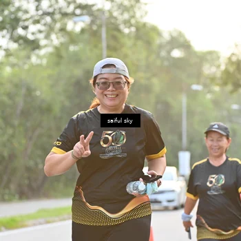 Runner Photo 7136444