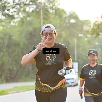 Runner Photo 7136445